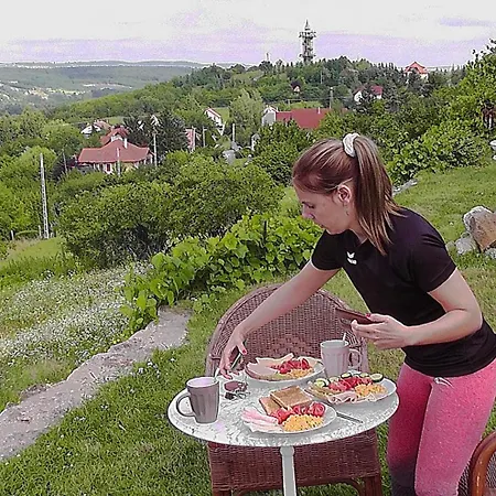 Marikalak *